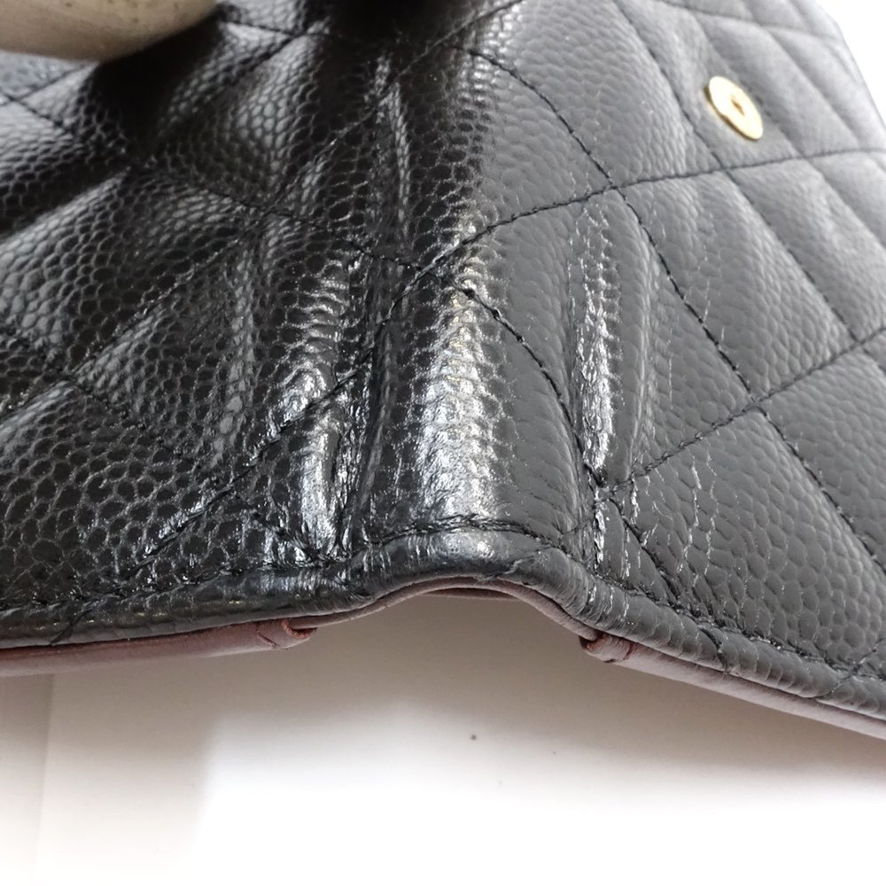 CHANEL Black Caviar Leather Wallet - Picture 5 of 10